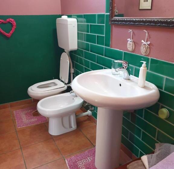 带大床的标准间, Villa Amaranta Room And Breakfast