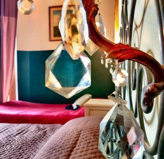 带大床的标准间, Villa Amaranta Room And Breakfast