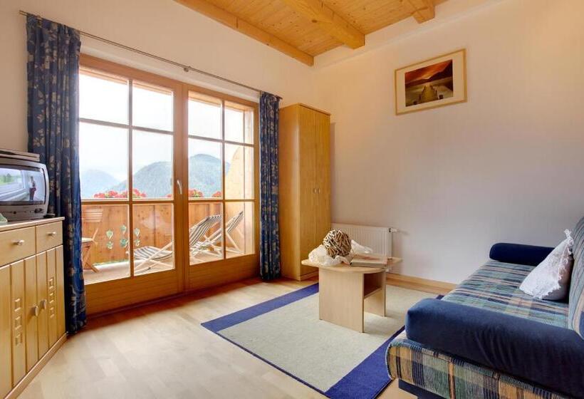 Apartamento 1 Dormitório com Vistas, Angerle Hof