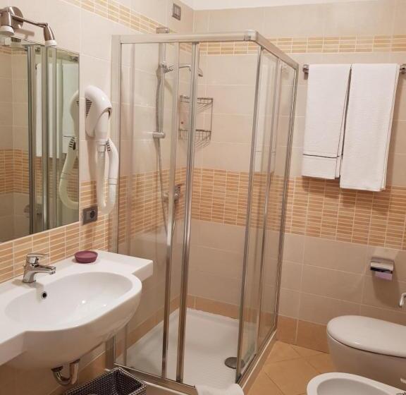 标准间, Thai Orchidee Restaurant&rooms