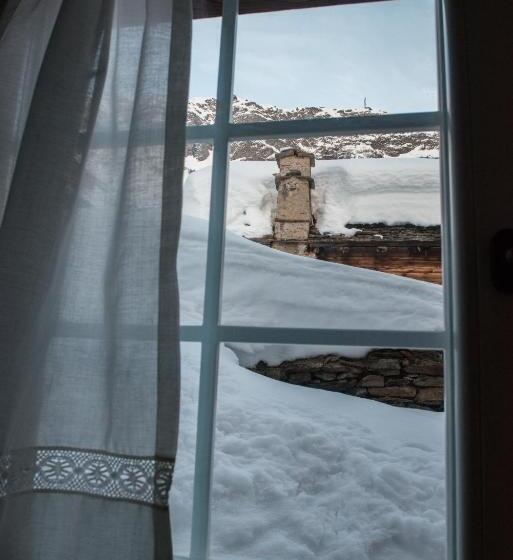 חדר סטנדרט, Zwargji