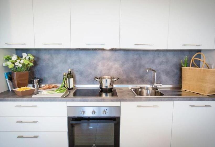 バルコニー付2ベッドルームアパートメント, Residence Al Bosco