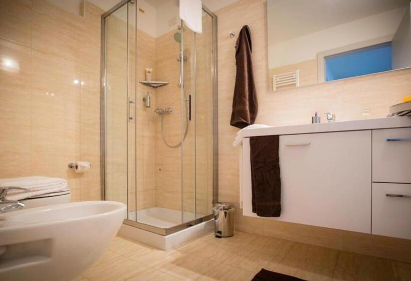 バルコニー付2ベッドルームアパートメント, Residence Al Bosco