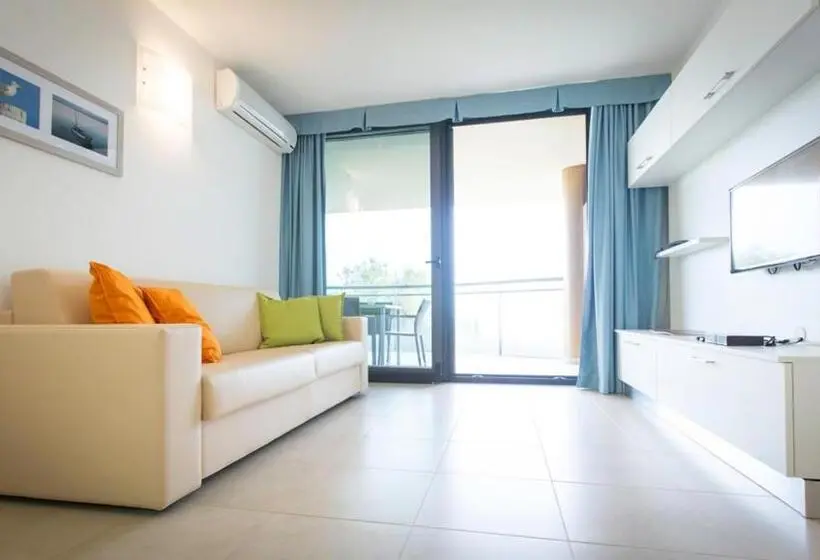 海の見える２ベッドルームアパートメント, Residence Al Bosco