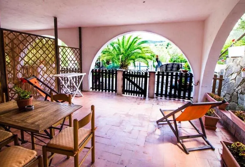 テラス付き１ベッドルームアパートメント, Residence Oasis