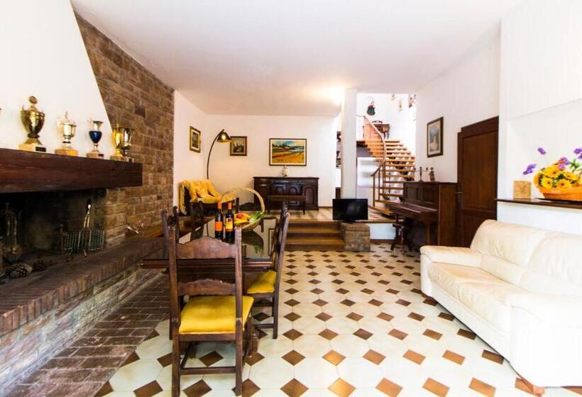 Люкс с Балконом, Residence Oasis