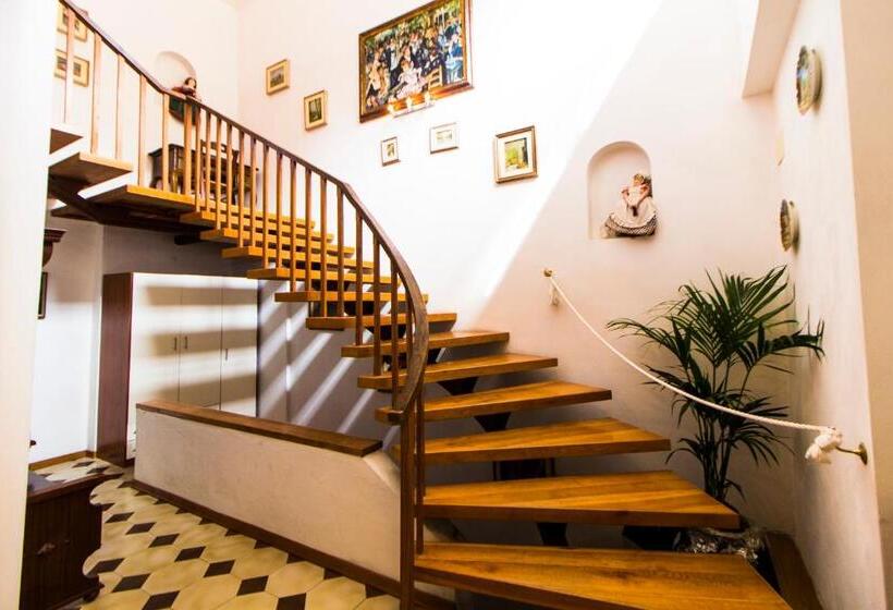 Люкс с Балконом, Residence Oasis