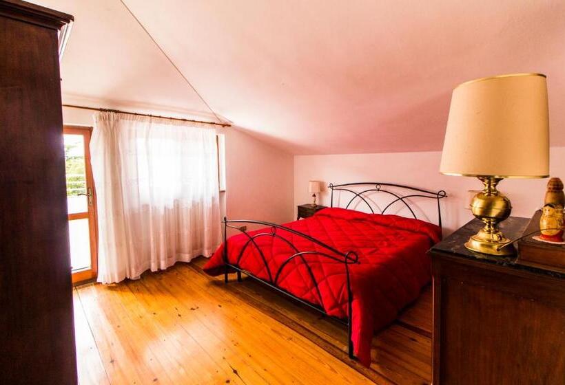 Люкс с Балконом, Residence Oasis