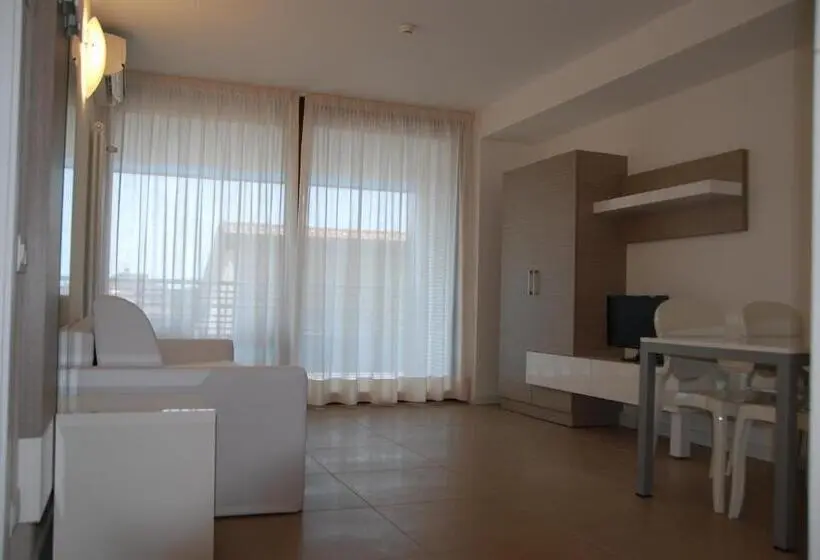 آپارتمان 2 خوابه با بالکن, Aparthotel Tiziano