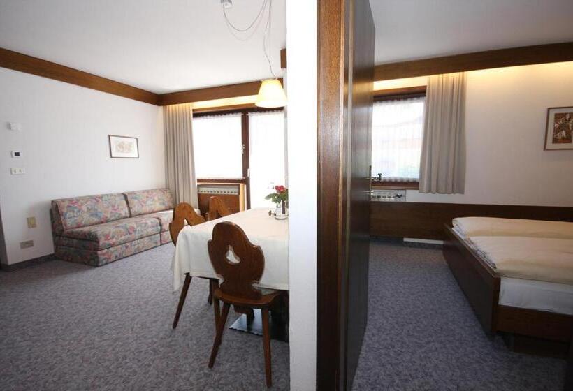 آپارتمان 1 خوابه با بالکن, Apartments Residence Alta Badia