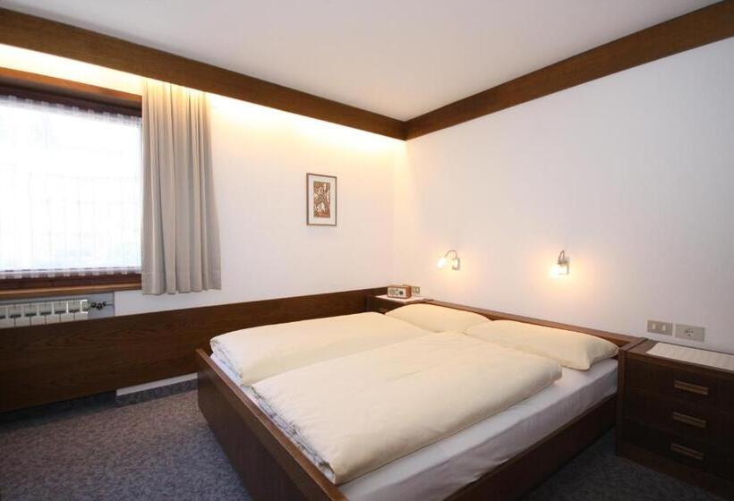 آپارتمان 1 خوابه با بالکن, Apartments Residence Alta Badia