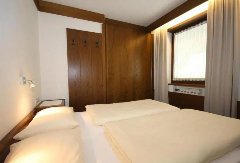 آپارتمان خانوادگی, Apartments Residence Alta Badia