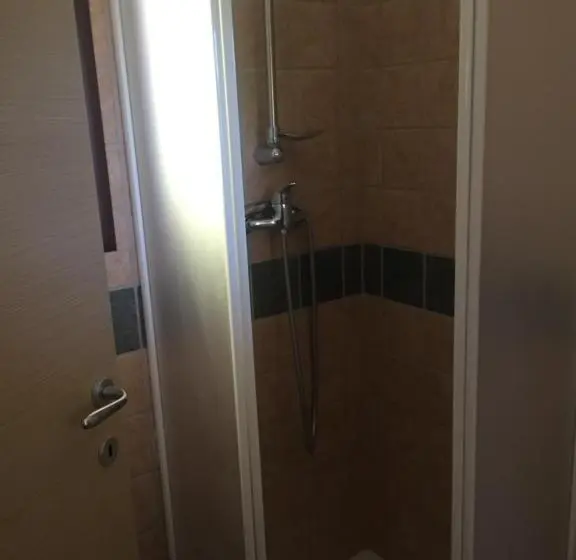 スタンダード４人部屋, Agriturismo La Crianza