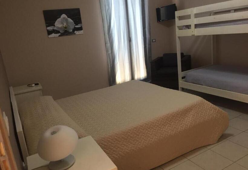 スタンダード４人部屋, Agriturismo La Crianza