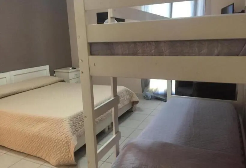 スタンダード４人部屋, Agriturismo La Crianza