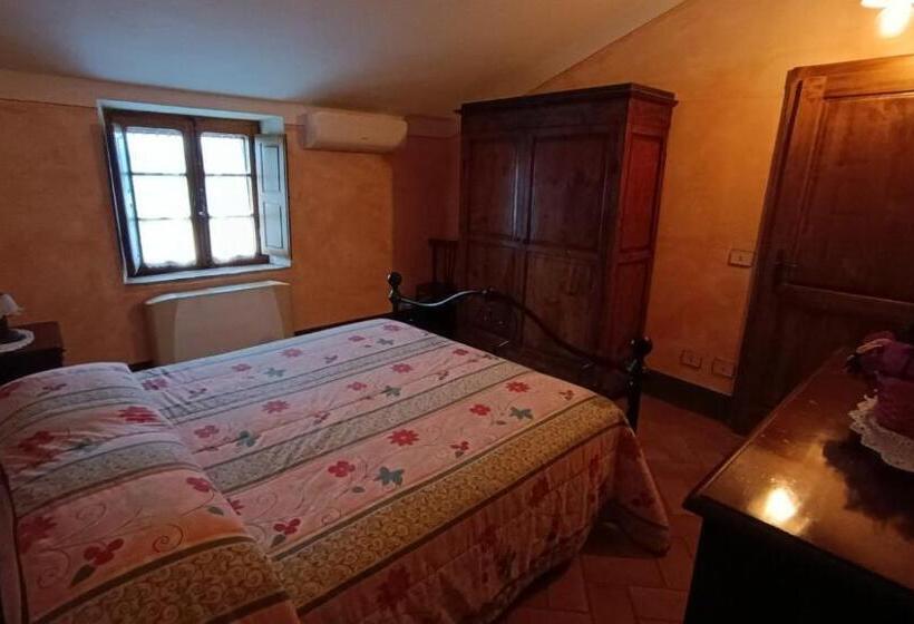 דירת שלושה חדרים, Agriturismo La Poderina