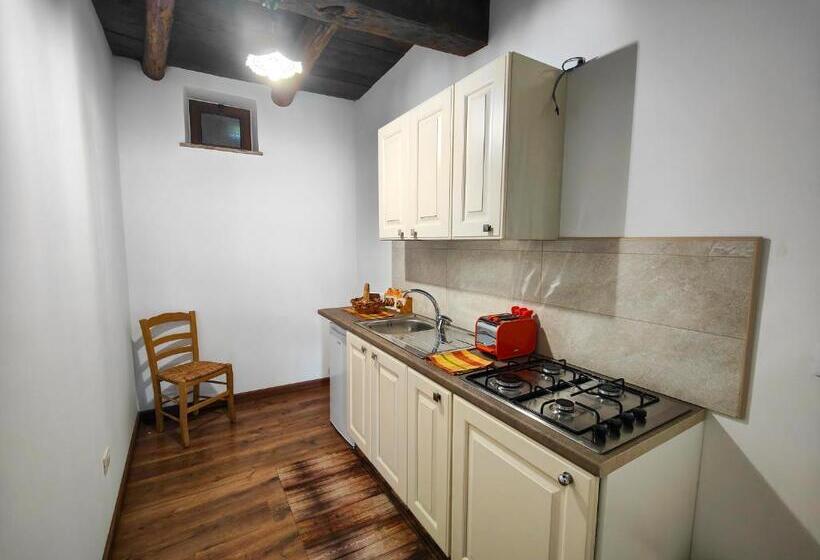 低层单卧公寓, La Staccionata