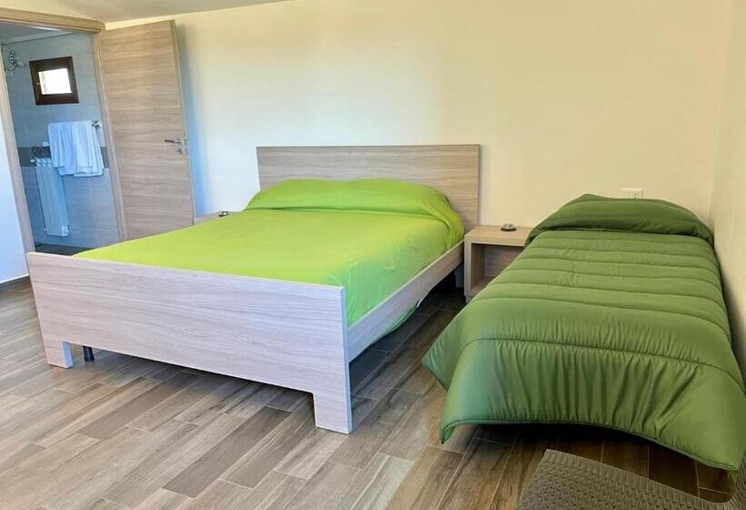 Номер Стандарт Трехместный, Pescheto Tenuta Chimenti