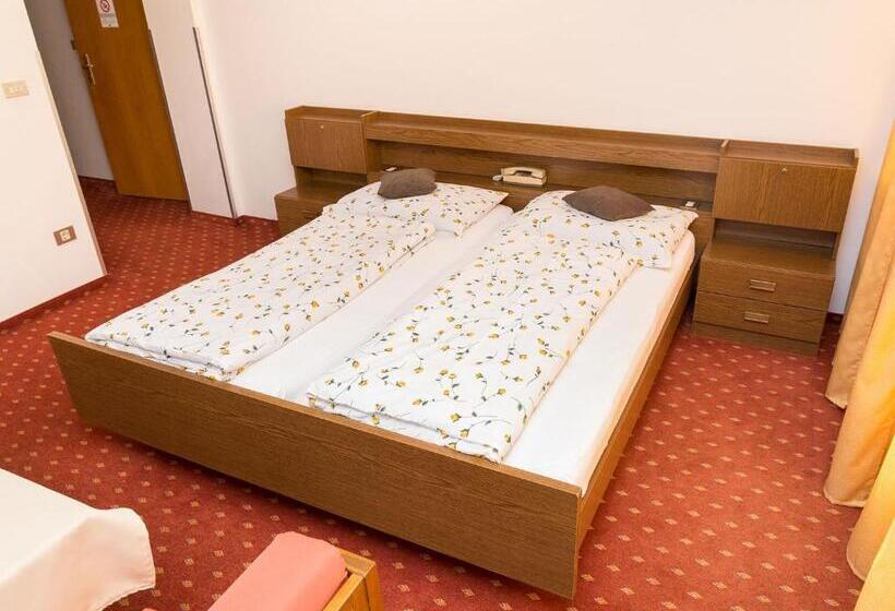 Номер Стандарт с Балконом, Haus Elisabeth