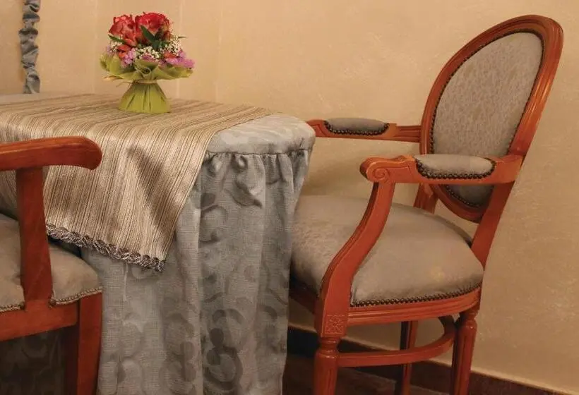 اتاق استاندارد, La Giada