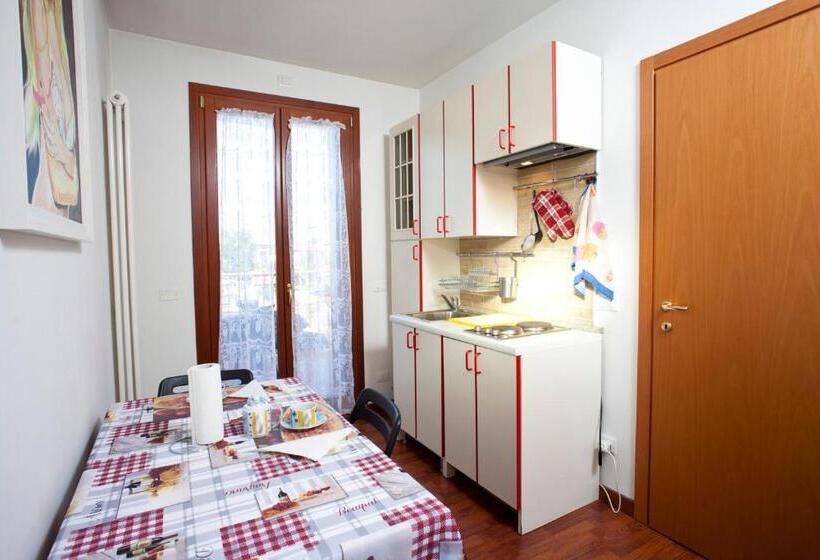 带1个卧室的顶楼公寓, Locazioni Turistiche By Max