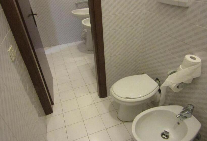 家庭间, Monastero San Vincenzo   Casa Per Ferie