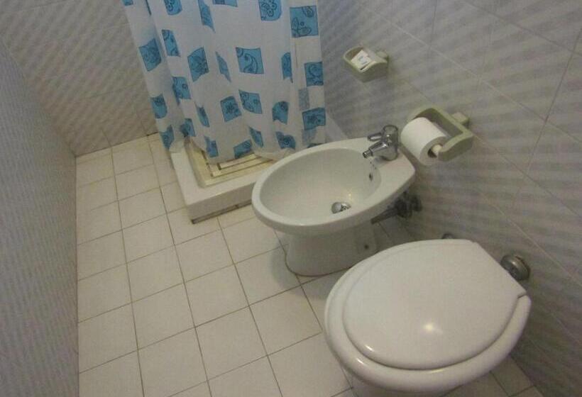 غرفة إقتصادية ثلاثية, Monastero San Vincenzo   Casa Per Ferie