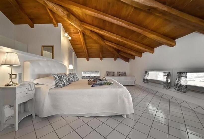 标准三人间, Palazzo Dogana Resort