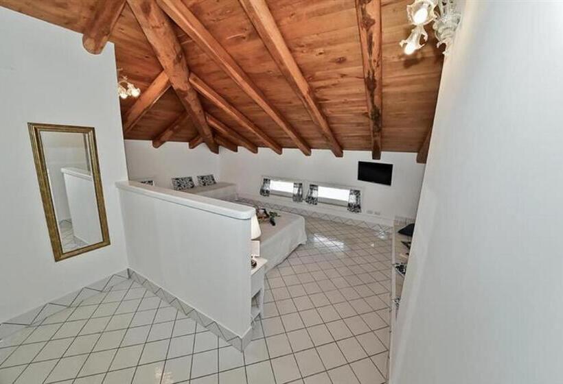 标准三人间, Palazzo Dogana Resort