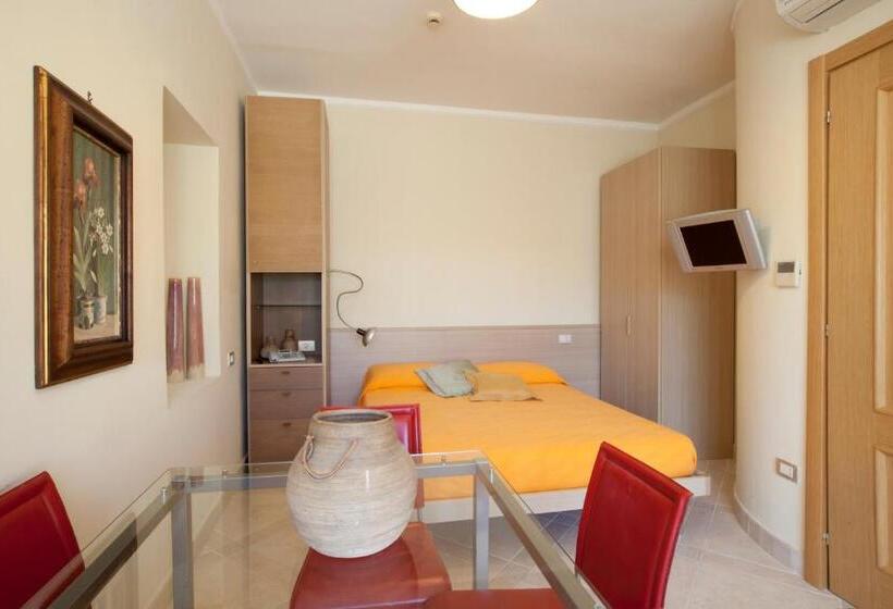 标准工作室, Posidonia Residence