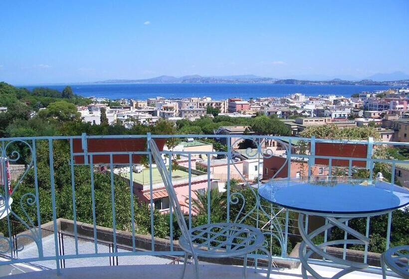 带有一个卧室和海景的高级公寓, Posidonia Residence