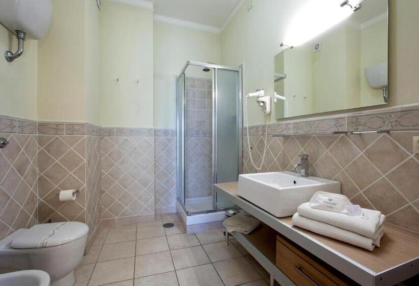 带有一个卧室和海景的高级公寓, Posidonia Residence