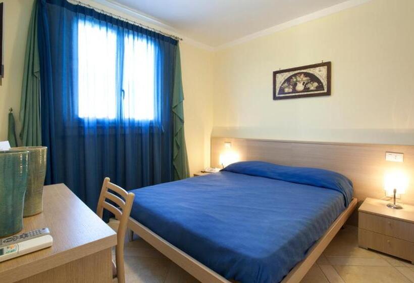 带2个卧室的公寓, Posidonia Residence