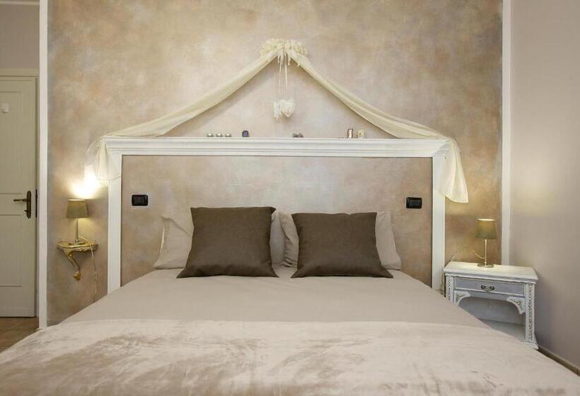 标准三人间, Torretta D'assisi