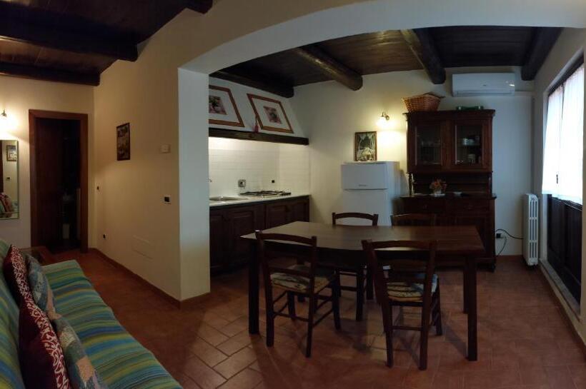 آپارتمان 1 خوابه با بالکن, Agriturismo Collelignani