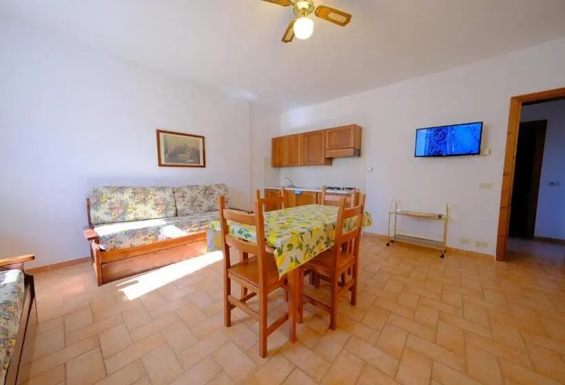 Huoneisto 2 Makuuhuonetta Sisäpuolella, Agriturismo Montegonfoli