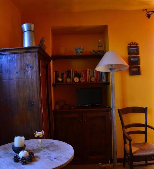 Полулюкс, Cascina La Maddalena Bed & Wine