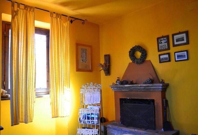 Полулюкс, Cascina La Maddalena Bed & Wine