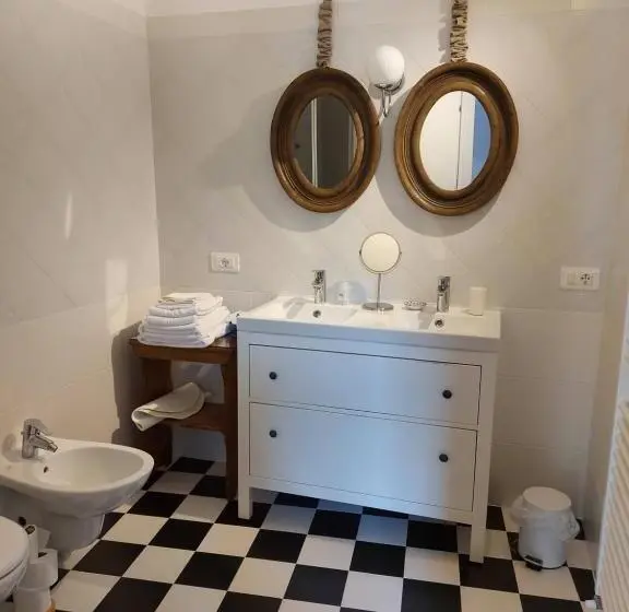 1ベッドルームアパートメント, La Piazzetta Di Canale B&b