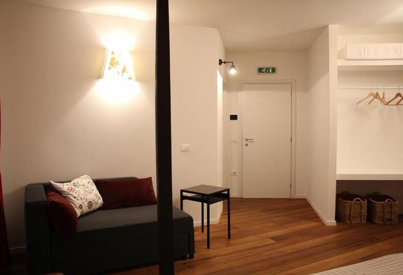 Superior-huone, La Piazzetta Di Canale B&b