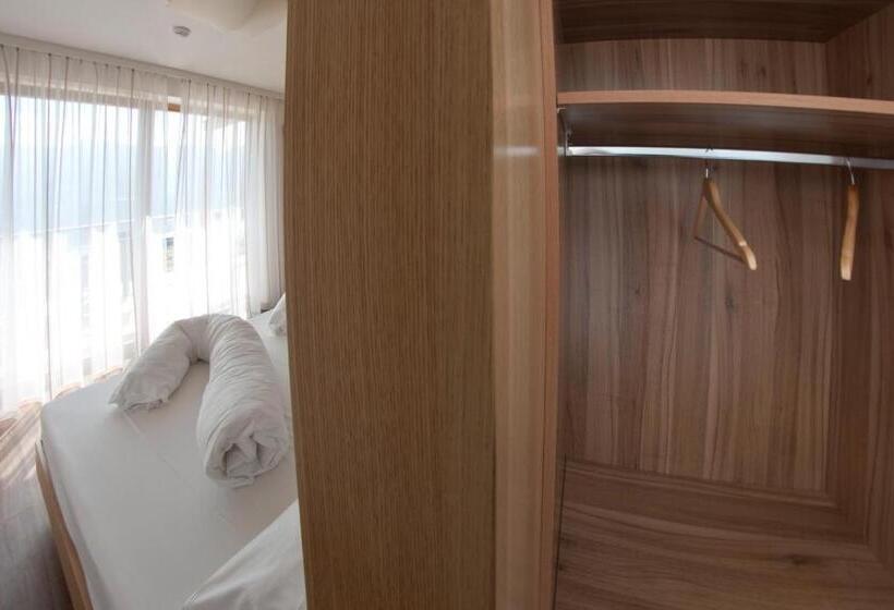 آپارتمان 1 خوابه, Residence Aqualis