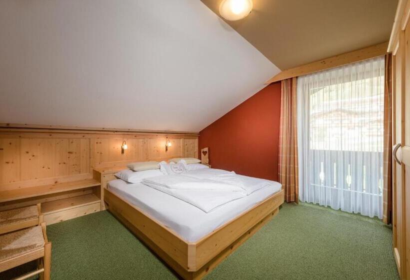 2 Bedrooms Apartment Mountain View, Chalet Rudla