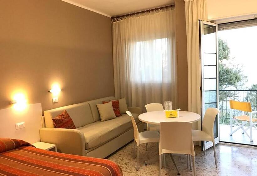 إستوديو قياسى مطل على البحر, Residence Sabrina