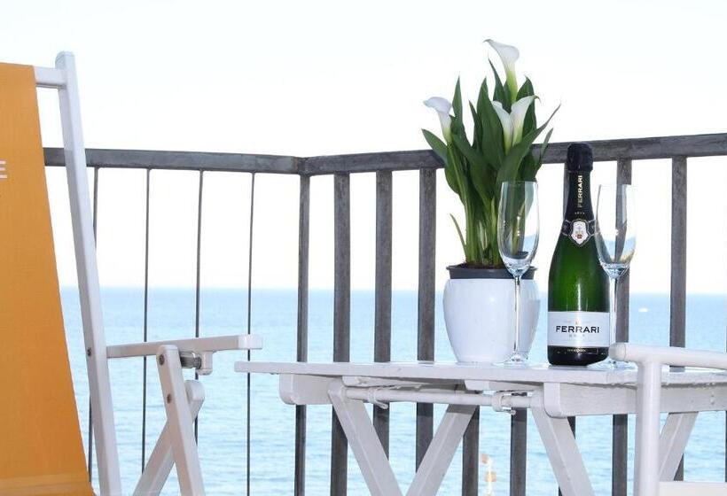 إستوديو قياسى مطل على البحر, Residence Sabrina