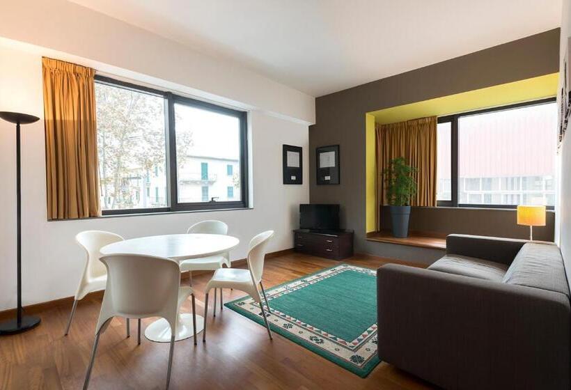 اتاق لوکس سه تخته, Residence San Martino
