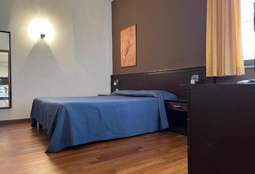 디럭스 트리플 룸, Residence San Martino