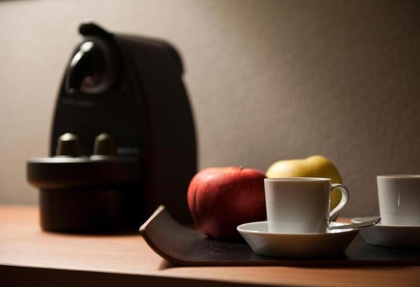 ジュニアスイート, Vivere Suites & Rooms