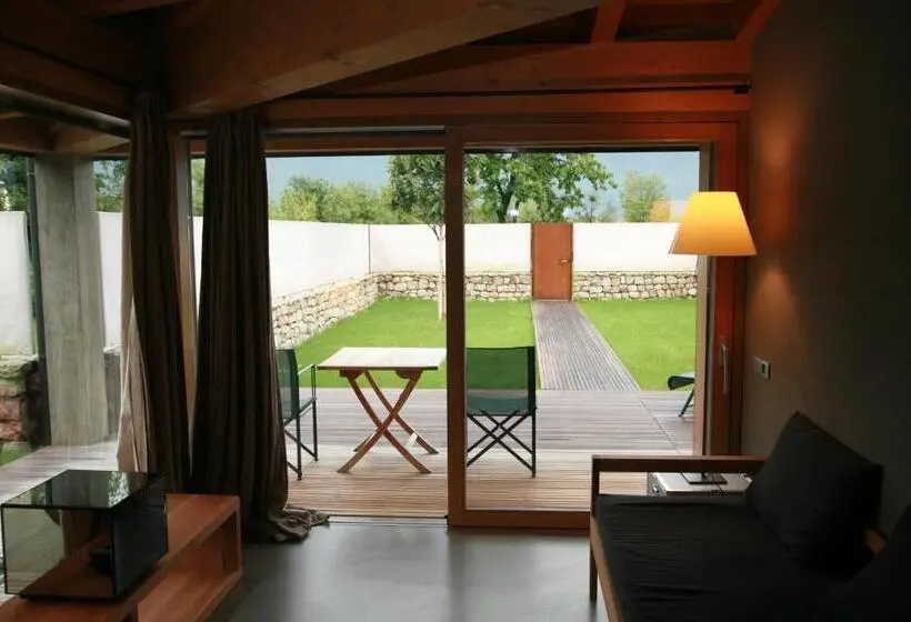 デラックススイート, Vivere Suites & Rooms