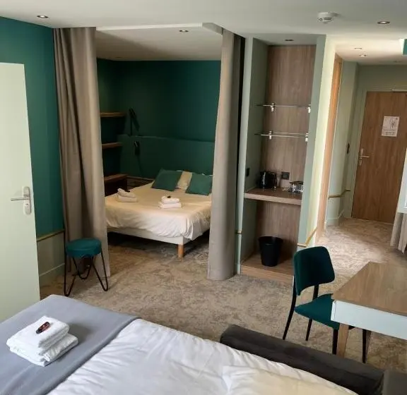 اتاق استاندارد چهار تخته, Brasserie Armoricaine