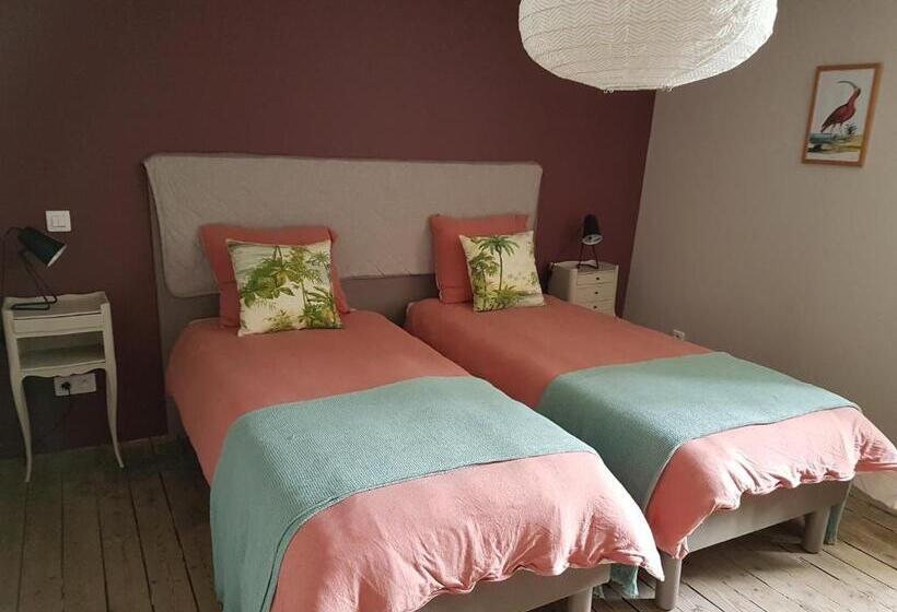 标准间, La Quincaillerie